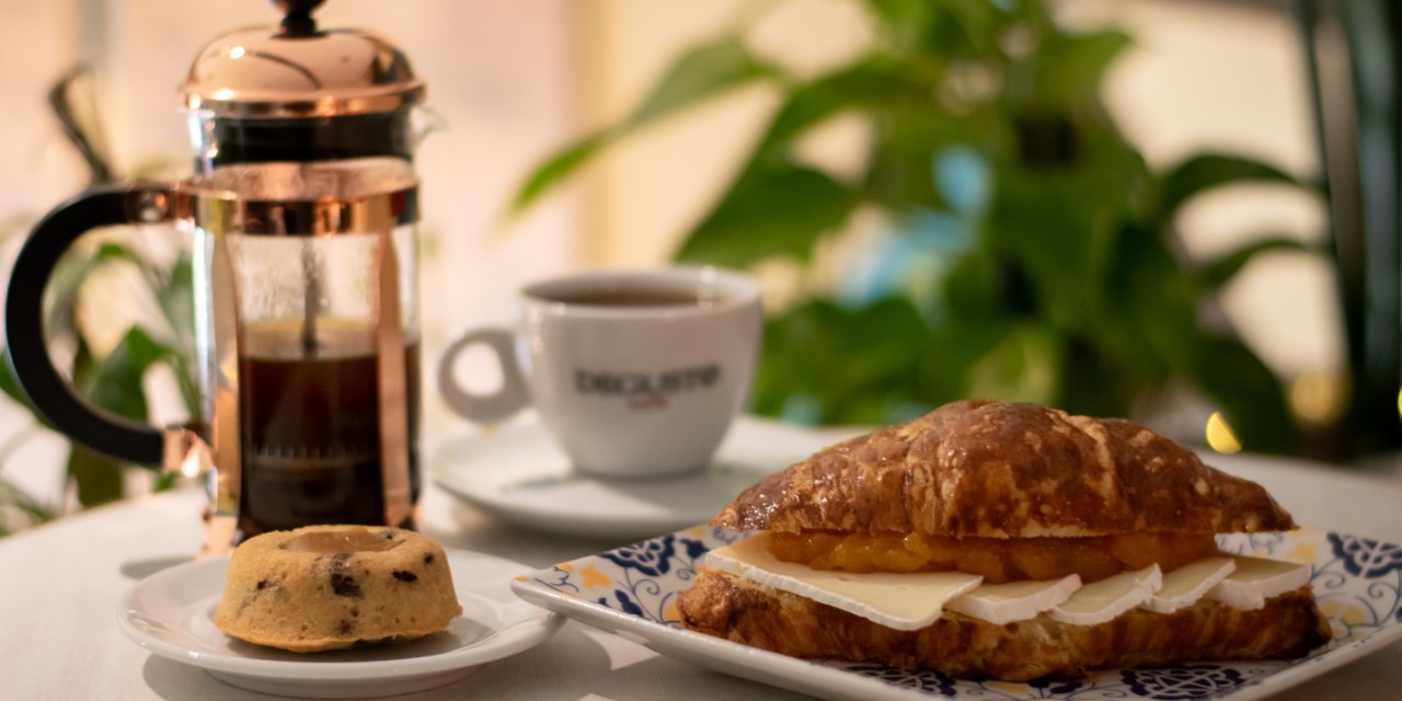Degusto Café
