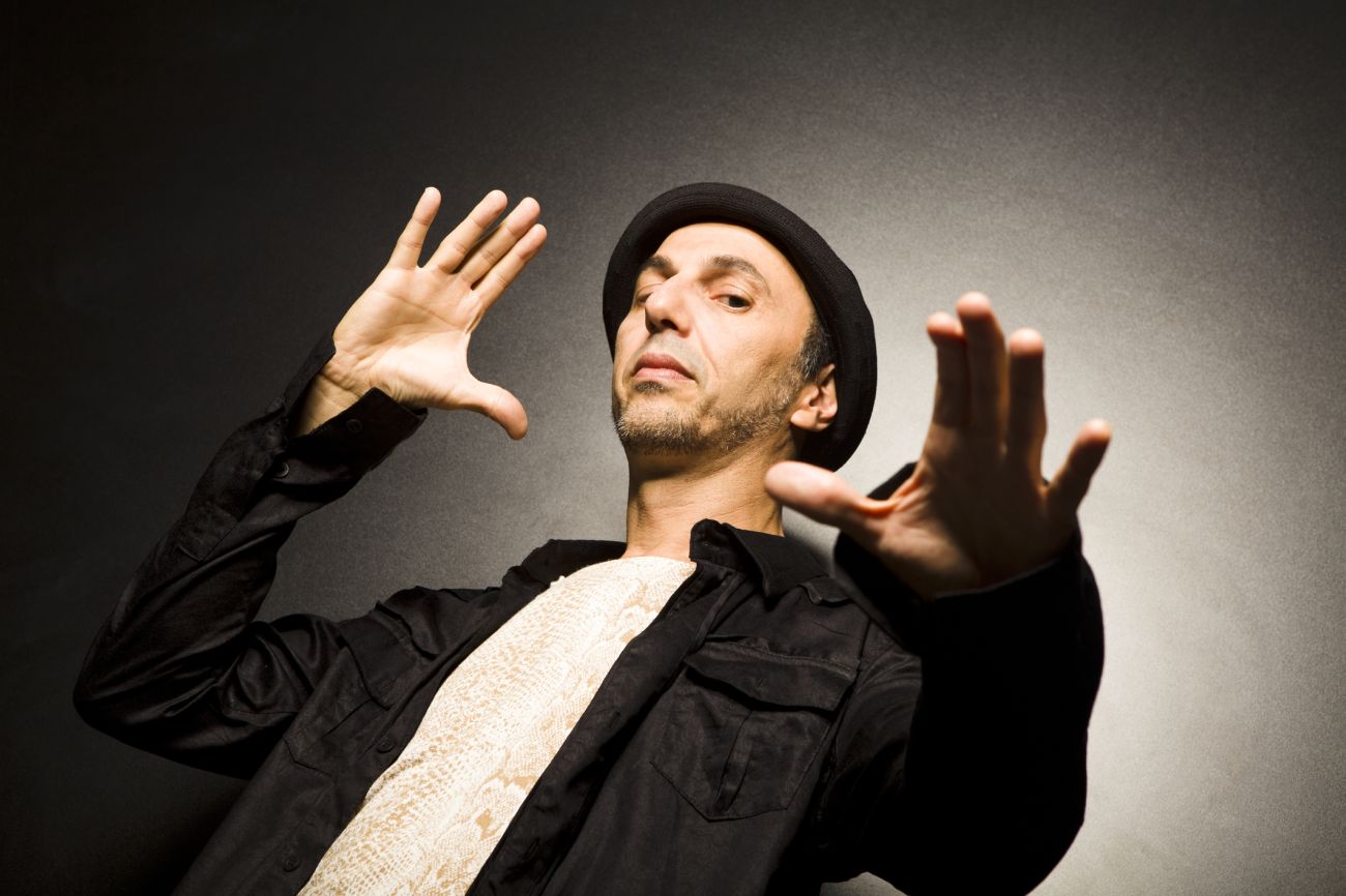 Zeca Baleiro sobre show de graça no sábado (3): “é imprevisível”