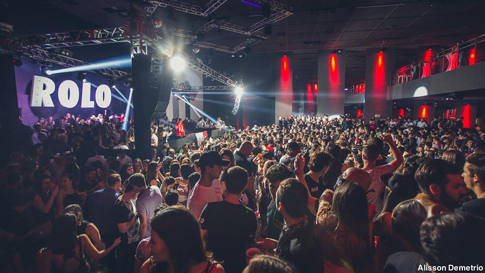 Tá solteiro? Confira festas temáticas para aproveitar o fim de semana