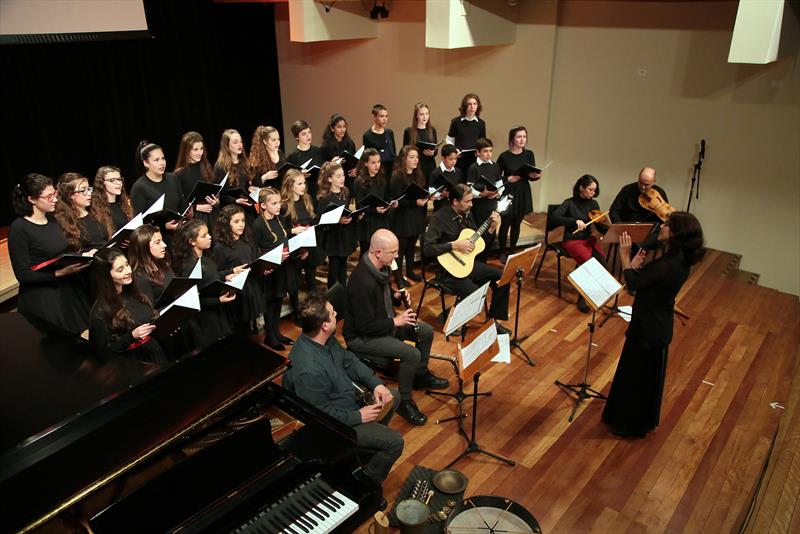 Curitiba recebe semana de corais com programação agitada e muito canto