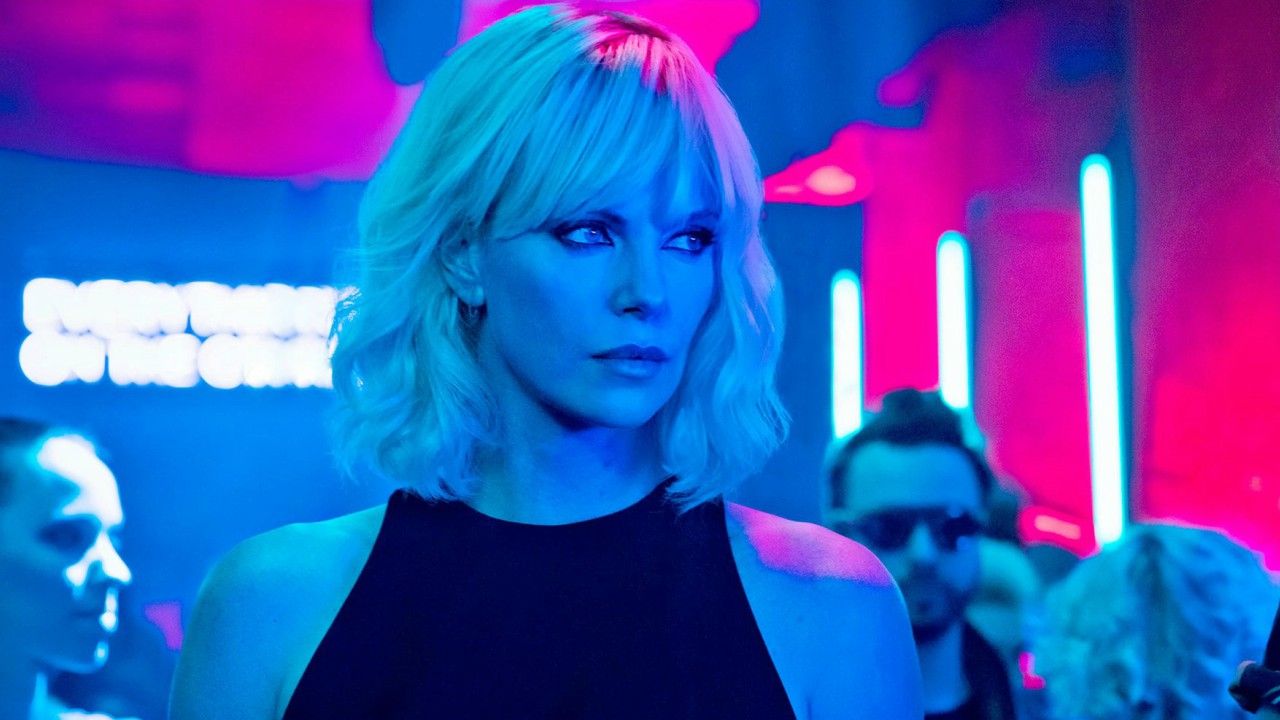 Atômica: Charlize Theron chega aos cinemas como espiã explosiva