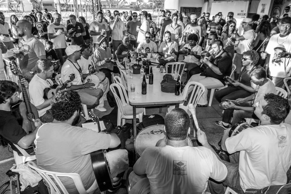 Roda de samba em Curitiba faz homenagem à matriarca do gênero no Brasil