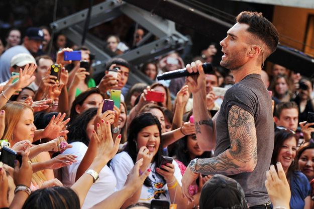 Não pode levar seu pet, bichinhos de pelúcia ou guarda-chuvas ao show do Maroon 5