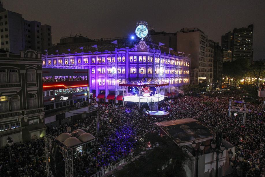 Coral do Palácio Avenida canta Marisa Monte no espetáculo de 2017