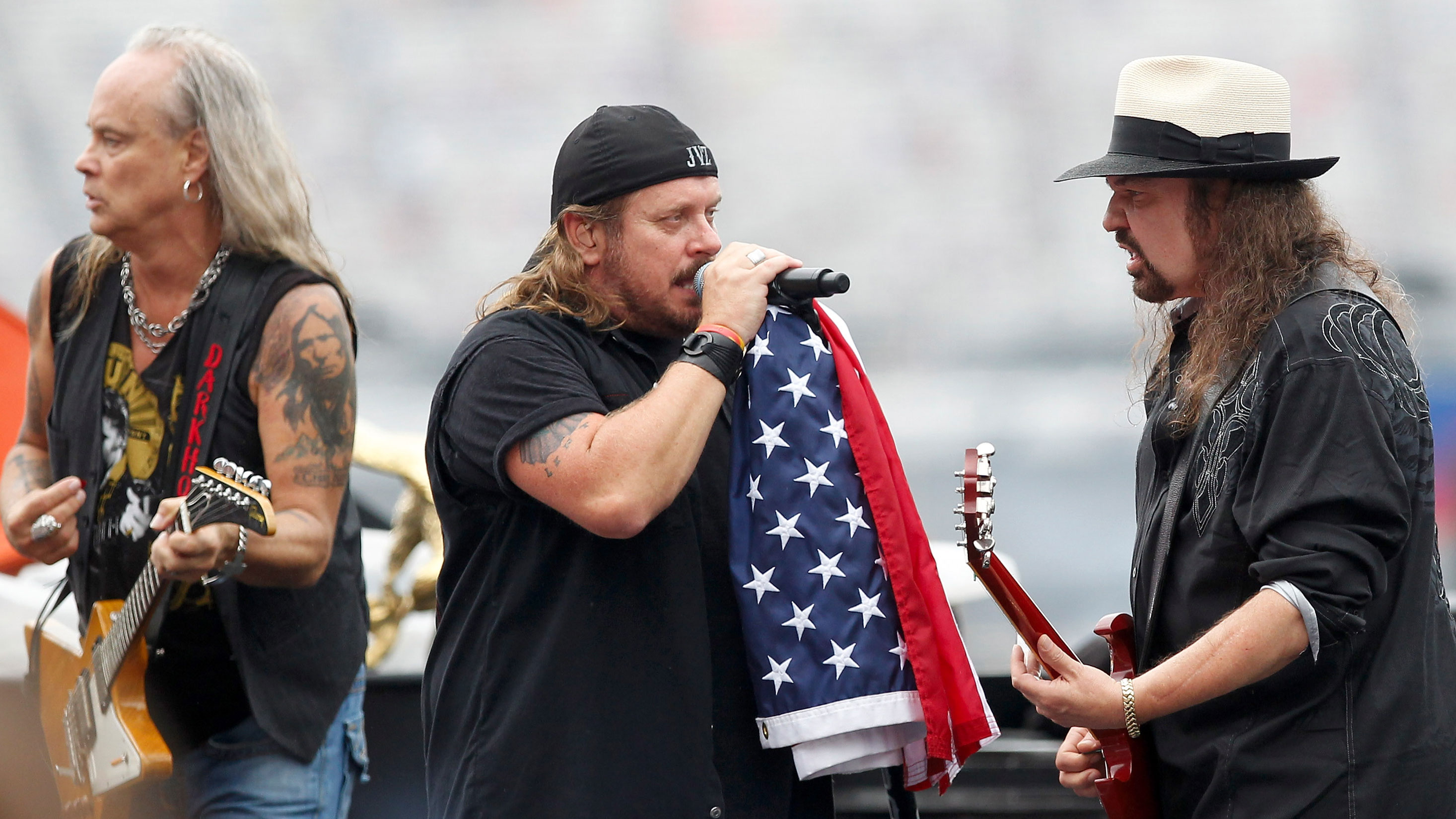 Doença de filha de vocalista do Lynyrd Skynyrd cancela show em Curitiba