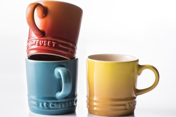 Peça pizza e acumule pontos para trocar por canecas Le Creuset!
