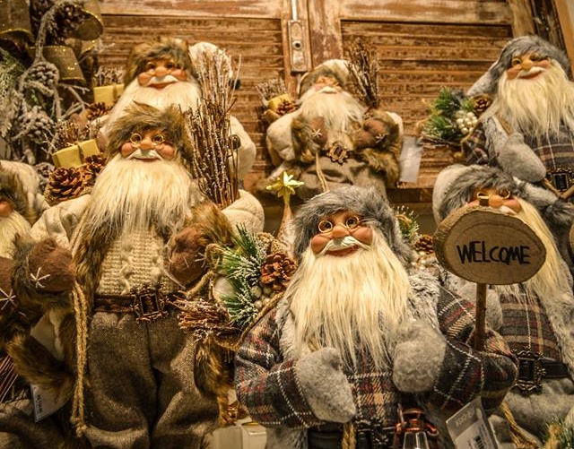 Itens de Natal para decorar a casa com descontos de até R$ 50