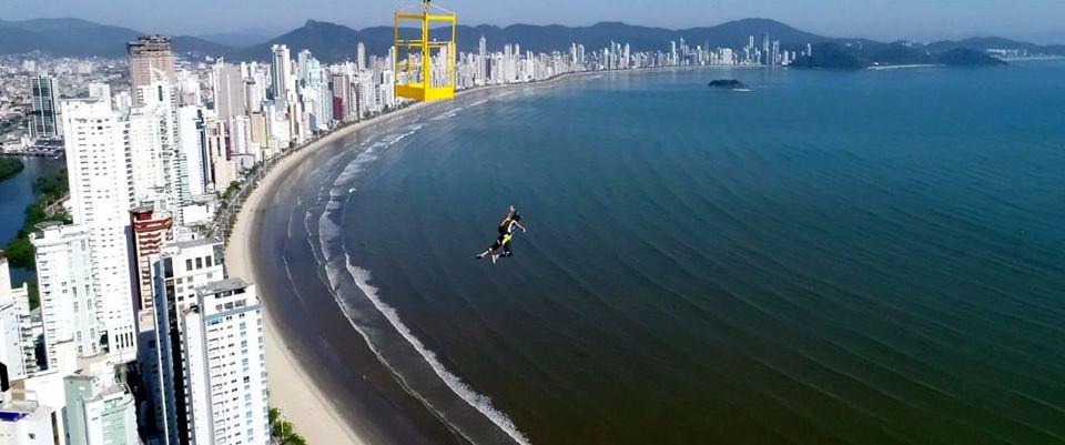 Atleta quer tornar Balneário Camboriú a Meca Latino-americana do Base Jump