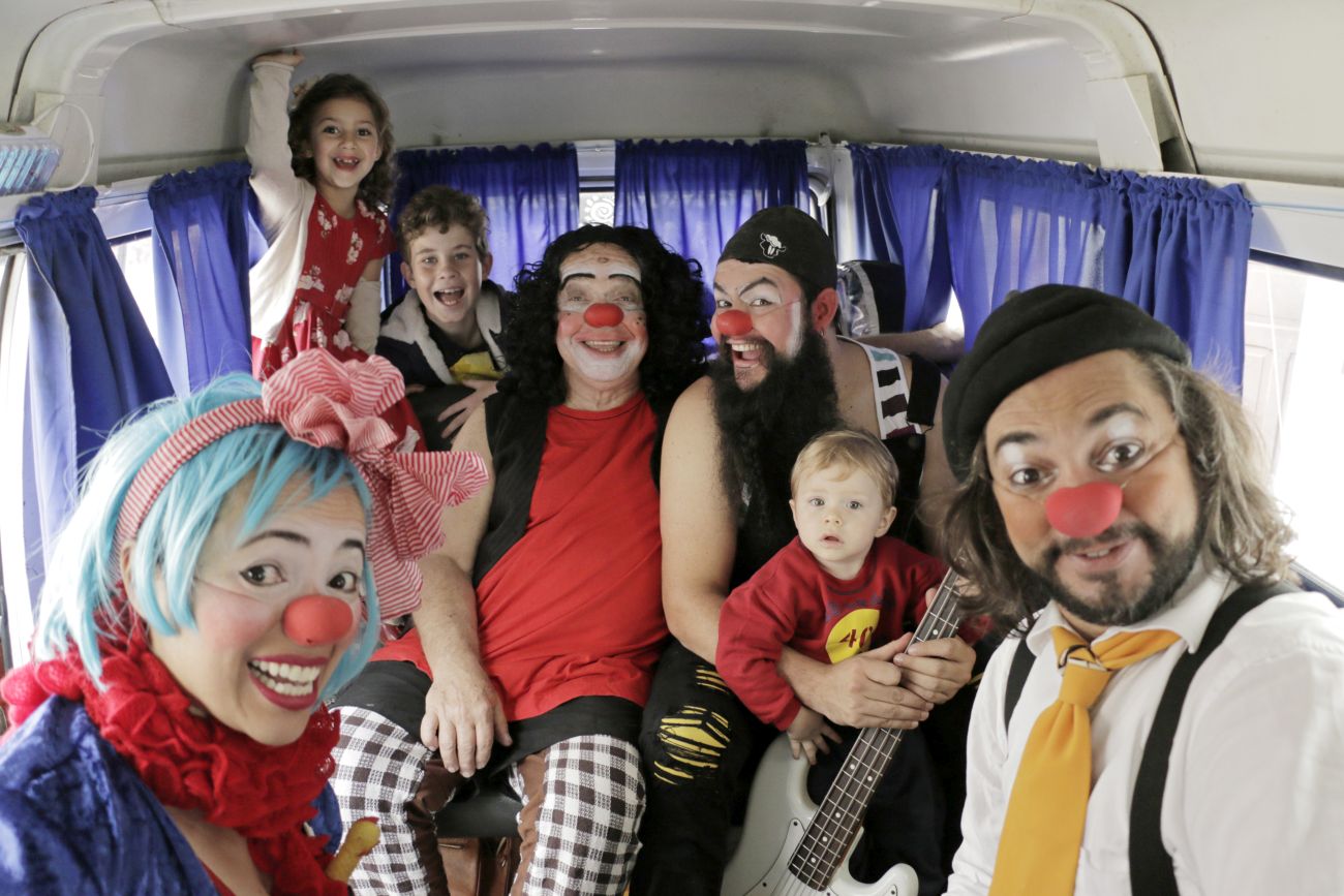 Grupo cria campanha para levar teatro a crianças em hospitais