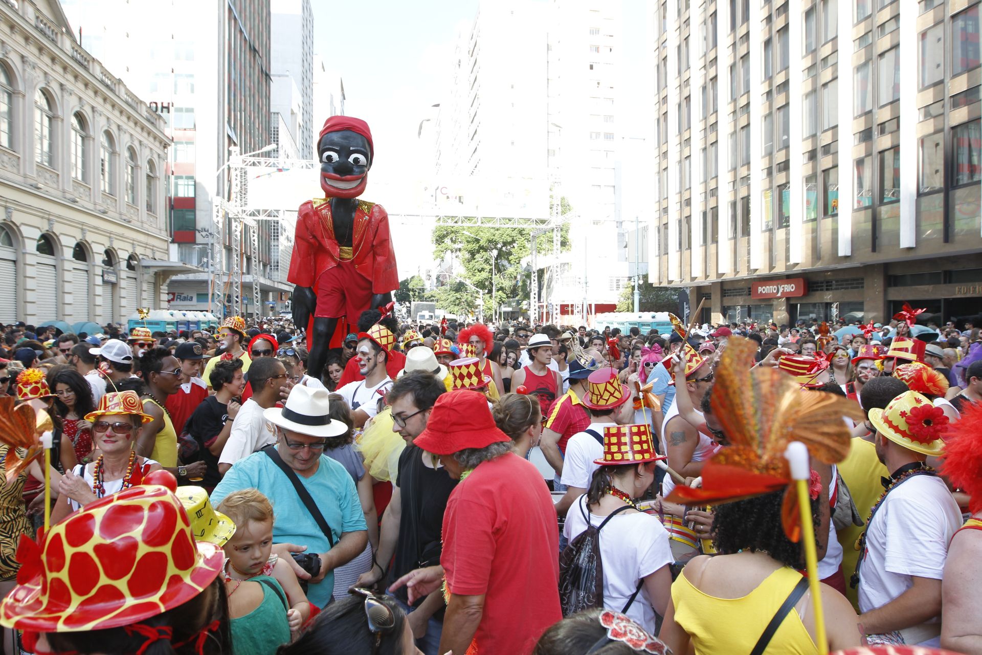 Por causa do Atletiba, data do pré-carnaval dos Garibaldis e Sacis é alterada