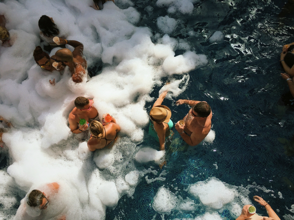 Roteiro de pool parties em Curitiba e região