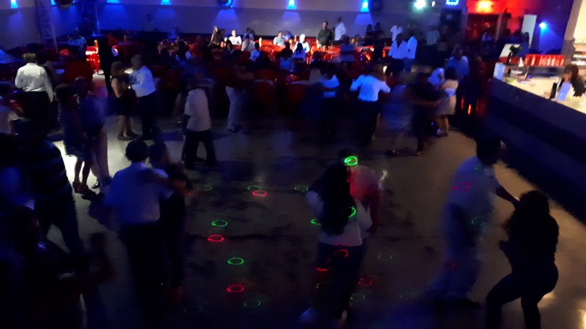 Clube dos Solitários completa 30 anos unindo mais de 8 mil casais