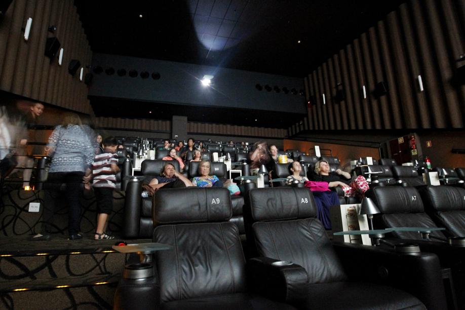 Rede de cinemas faz promoção com ingresso a R$ 6