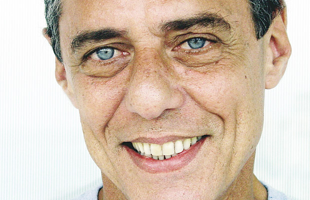 Venda de ingressos para show do Chico Buarque em Curitiba começa hoje