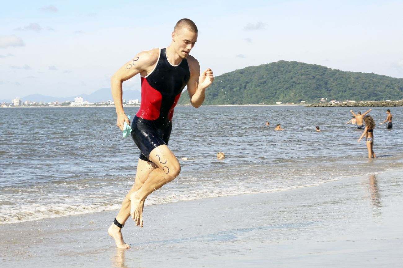 Litoral tem provas de corrida com vista para o mar (e outras paisagens incríveis)