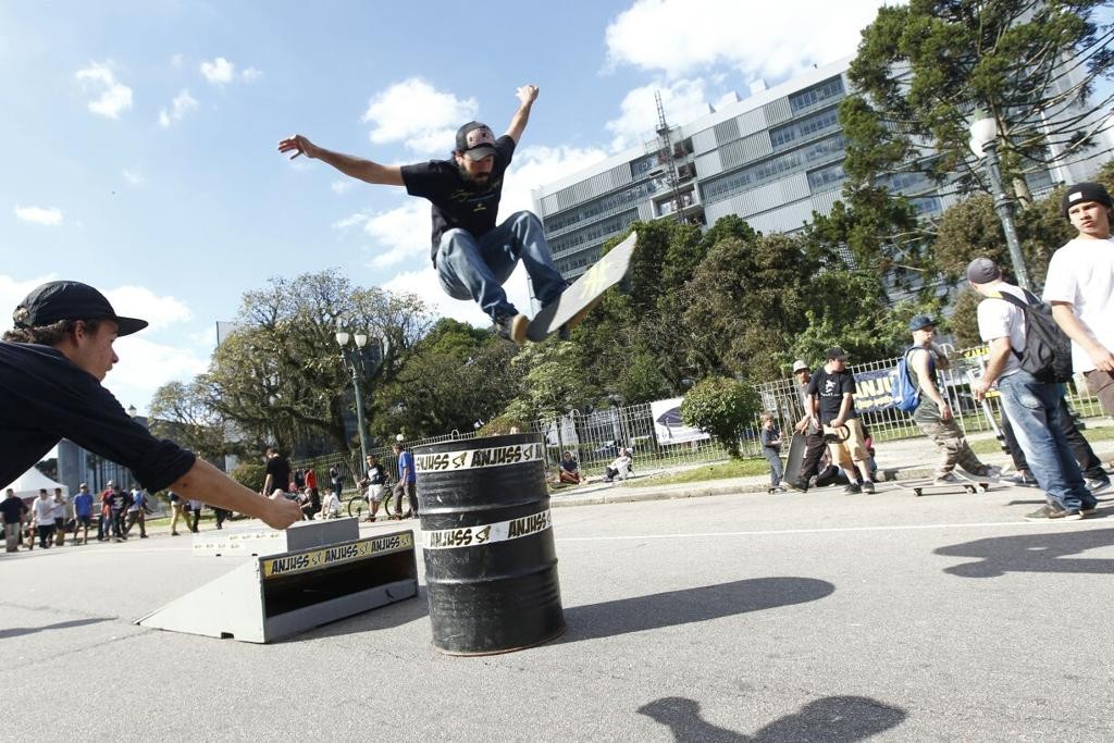Go Skate Day é neste domingo na Praça Nossa Senhora de Salete