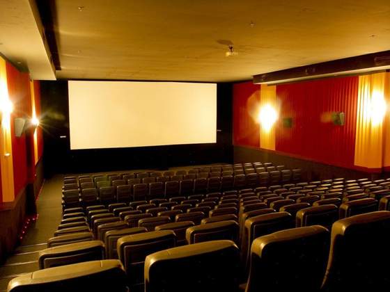 Rede de cinema em Curitiba faz promoção com entrada a R$ 5 durante a semana