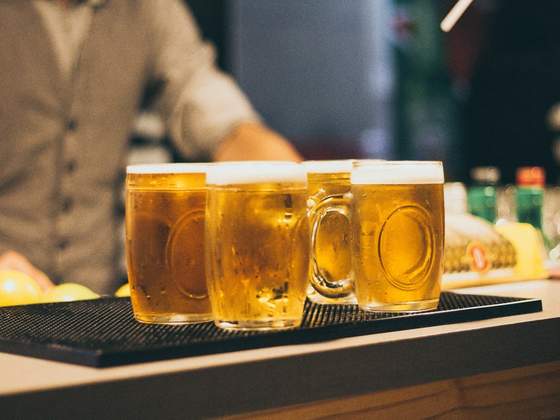 Além de chope a R$ 5, bar dá desconto para cada filho que levar o pai no domingo