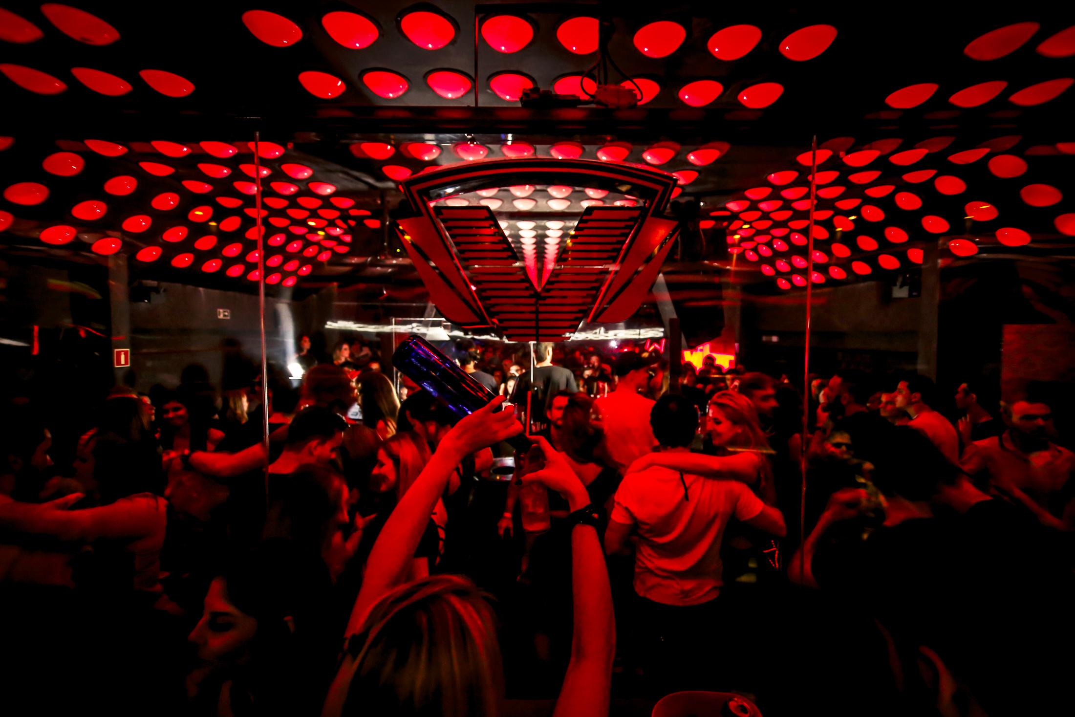 Após reforma, Club Vibe será reinaugurado neste sábado (18)