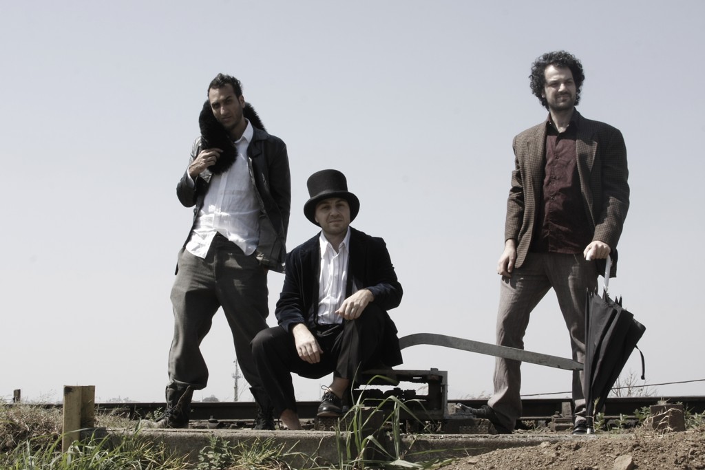 Trio Quintina se despede dos palcos neste domingo no Teatro Paiol