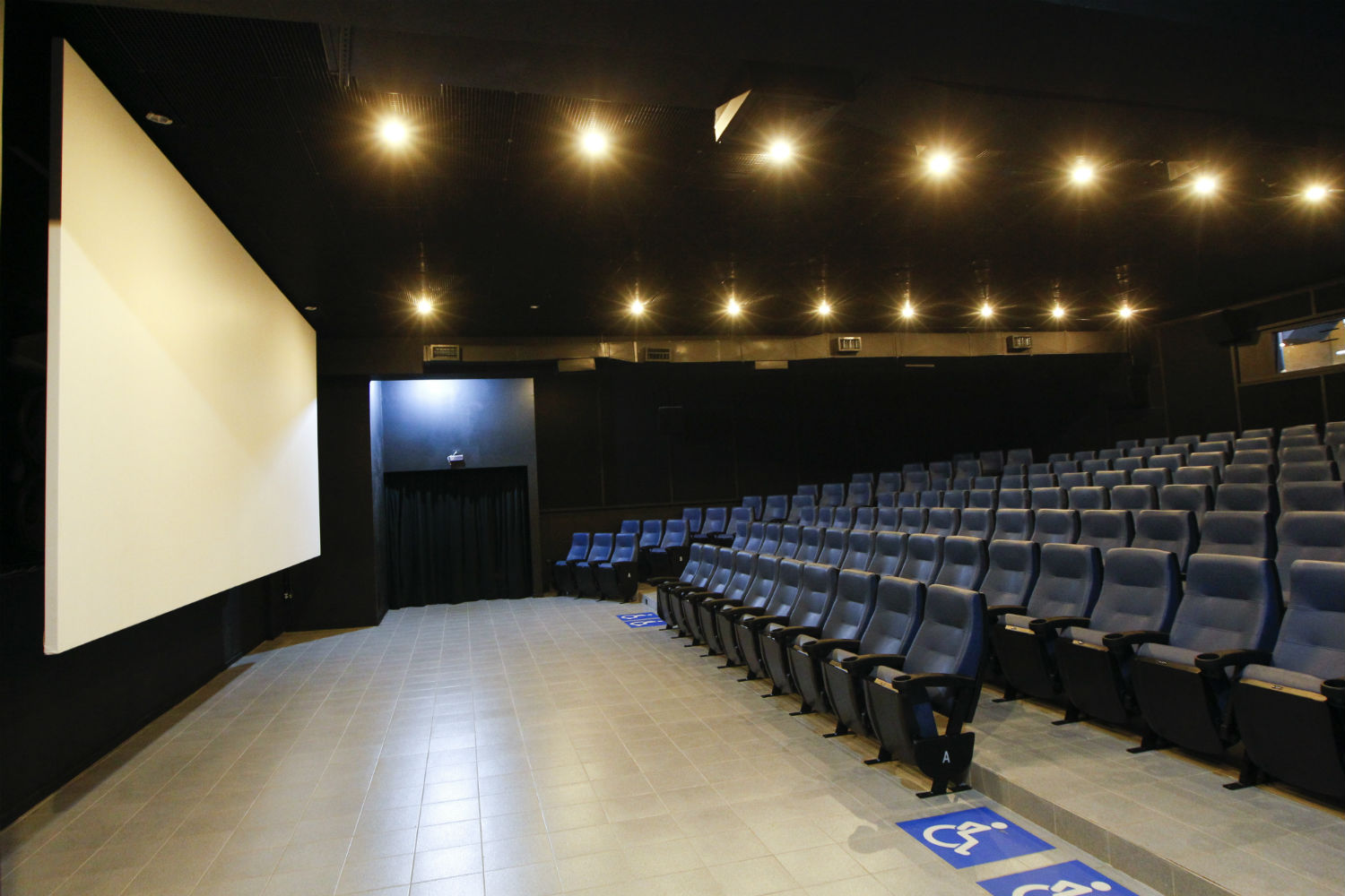 Escondido, cinema mais alternativo de Curitiba tem sessões a R$ 6