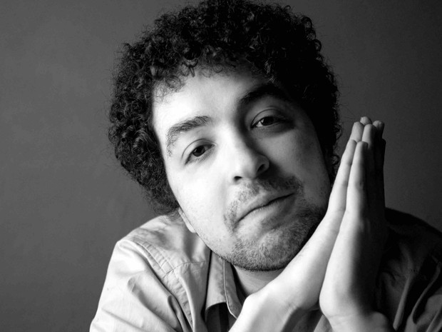 Com ingressos esgotados, Cícero confirma show extra em Curitiba