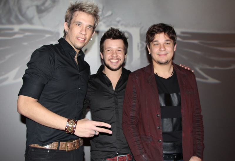 KLB cancela show em Curitiba por falecimento do pai do trio