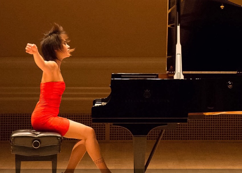 Fenômeno do piano clássico, chinesa Yuja Wang toca em Curitiba em outubro