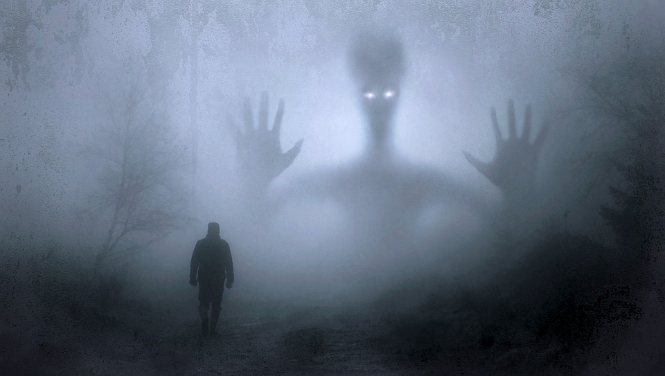 Studio 1250 revive famosa festa de Halloween com túnel do horror
