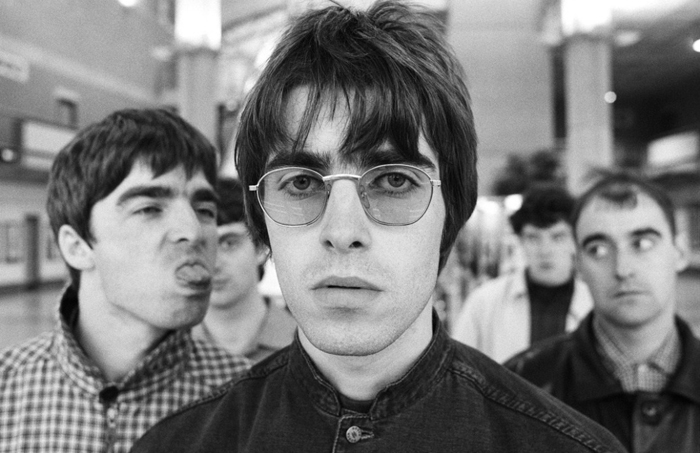 Oasis acabou logo depois de passar por Curitiba, mas Noel Gallagher está de volta