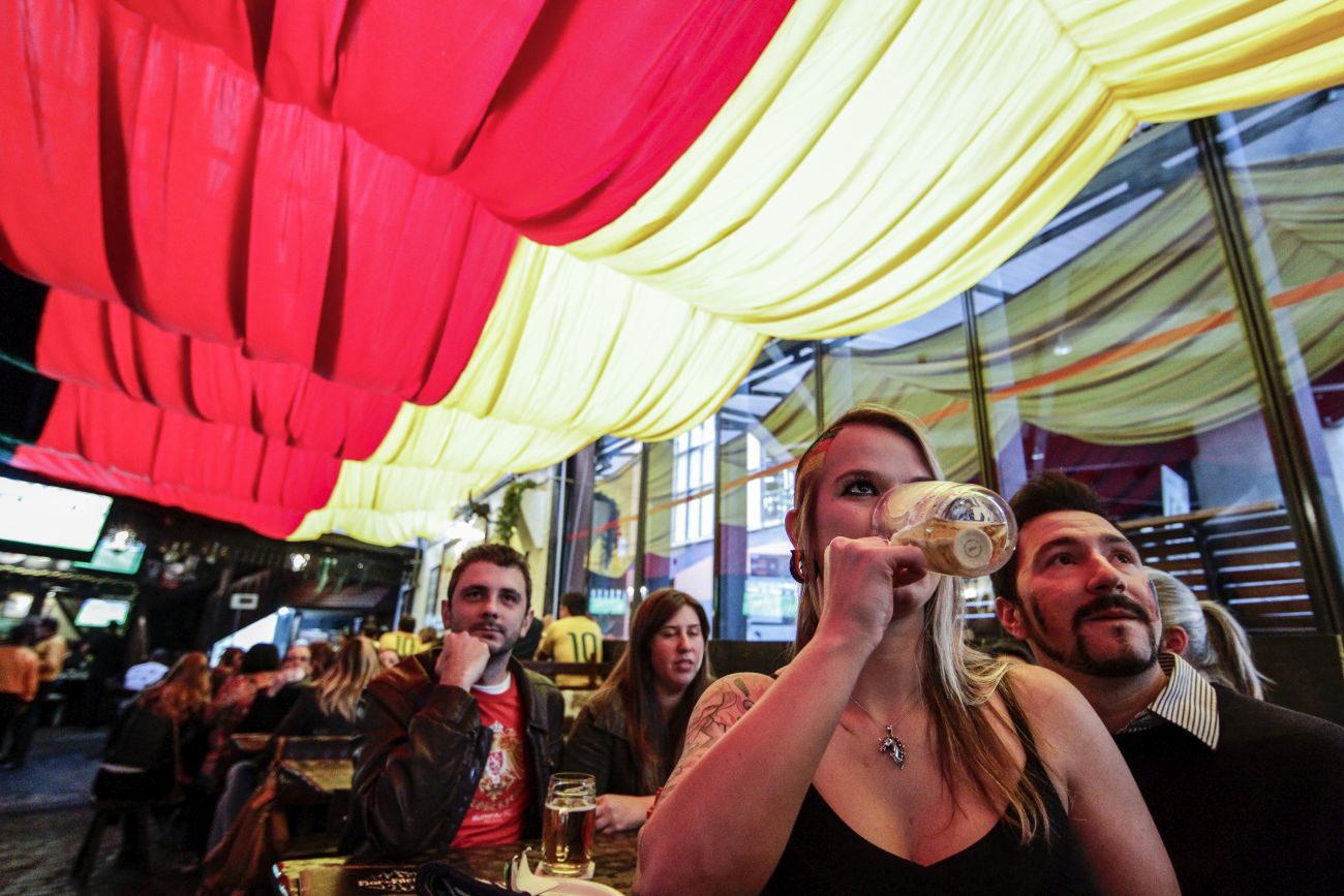 Bares para revelar o amigo secreto de fim de ano
