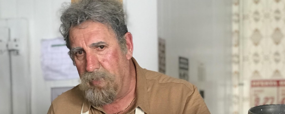 Pai do governador eleito do PR é açougueiro em filme de terror