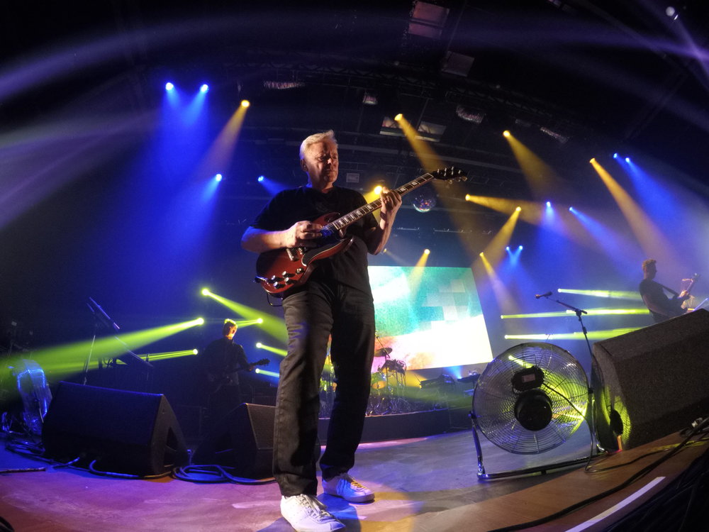 Como foi o show do New Order em Curitiba