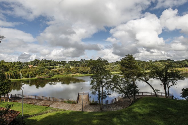 Parque Lago Azul já foi “praia” dos curitibanos e hoje é programa para as famílias