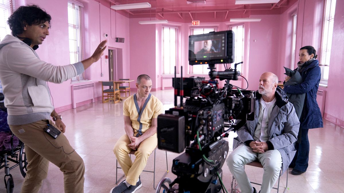 Diretor de O Sexto Sentido estreia filme que fecha triologia prometida há 20 anos
