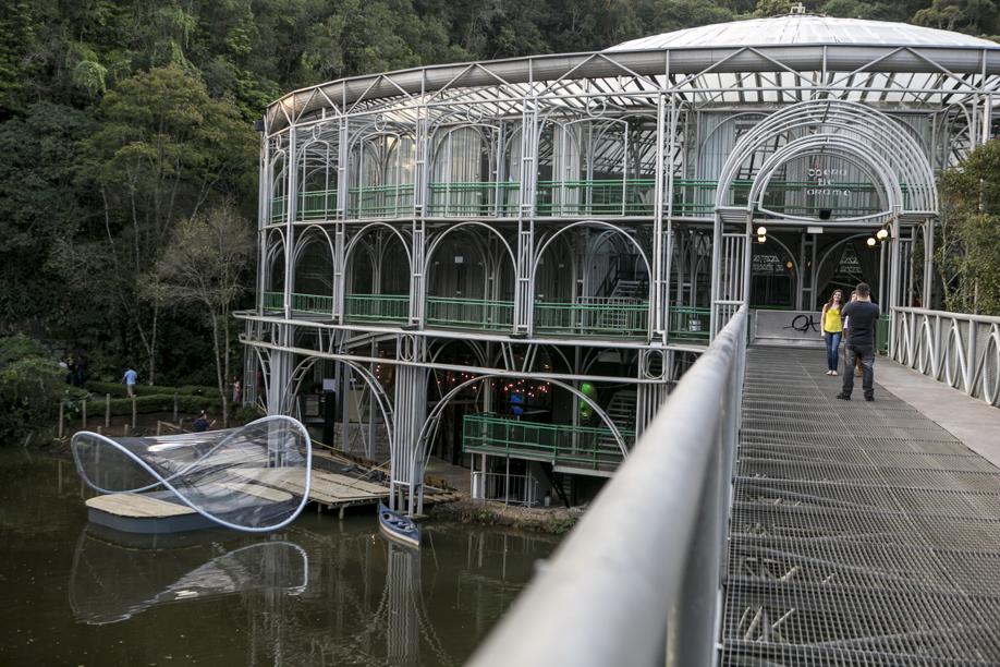 Primeiro teleférico de Curitiba ganha nova data de abertura