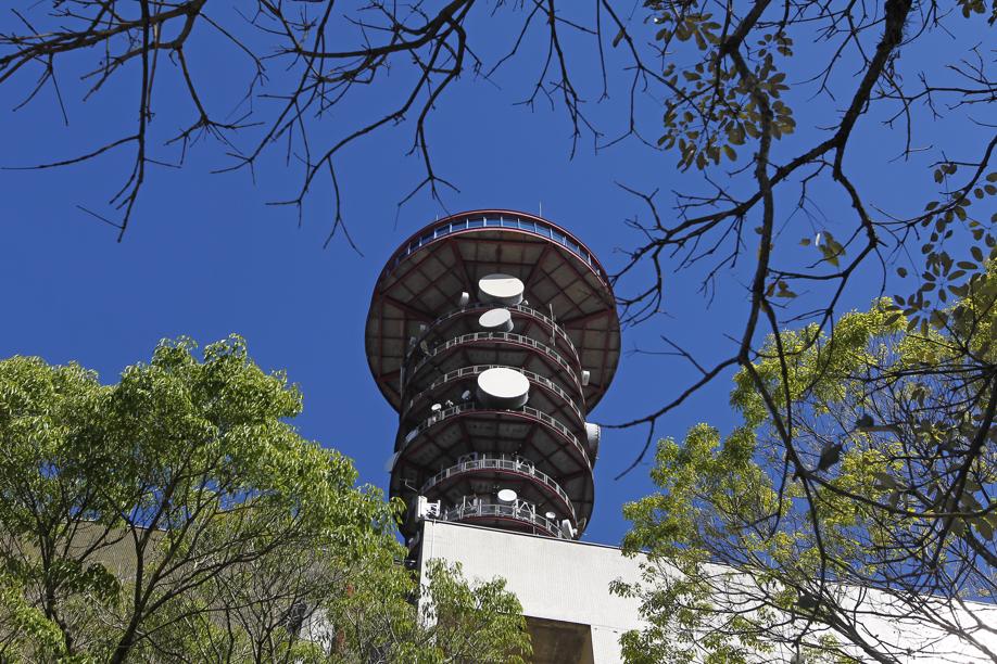 Torre Panorâmica: vista de 360 graus de Curitiba encanta turistas e custa só R$ 6