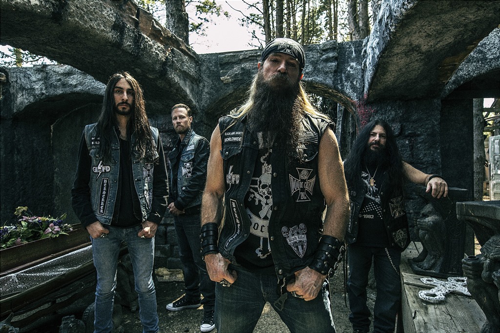 Ícone da guitarra, Zakk Wylde traz sua Black Label Society a Curitiba