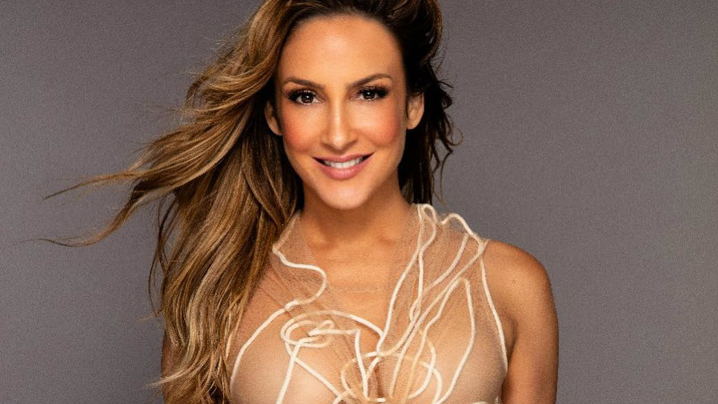 Cláudia Leitte e mais 30 artistas se apresentam em mega festival em junho