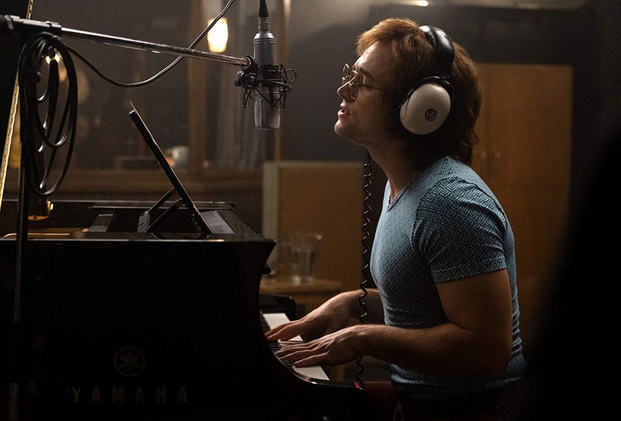 Figurinista revela que 50 pares de sapatos e óculos foram criados para Rocketman