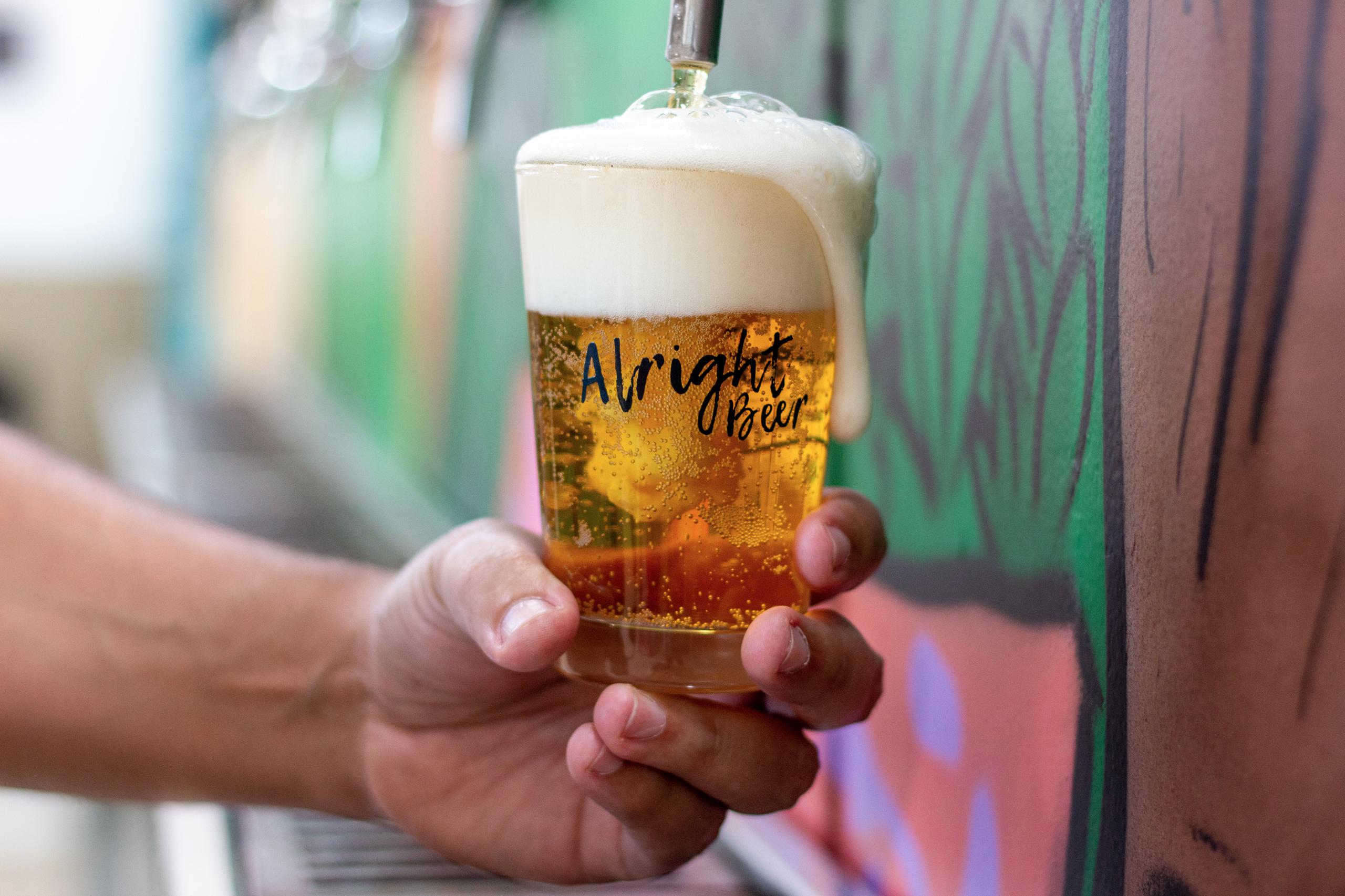 Cervejaria distribui mil litros de chopp no sábado (21)