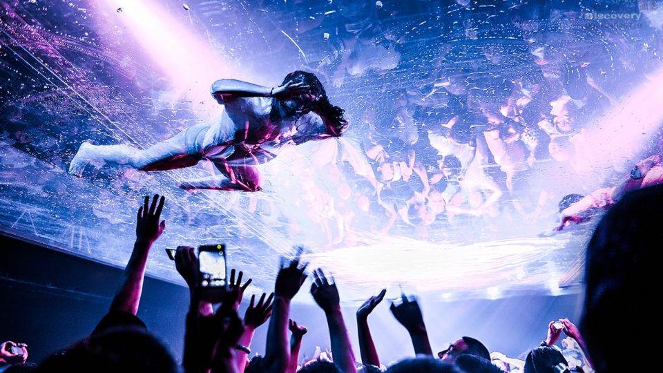 Que experiências você pode ter no Fuerza Bruta?