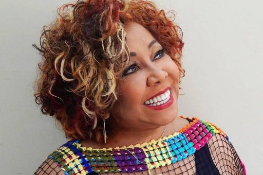 Aproveite o samba de Alcione com desconto do Clube