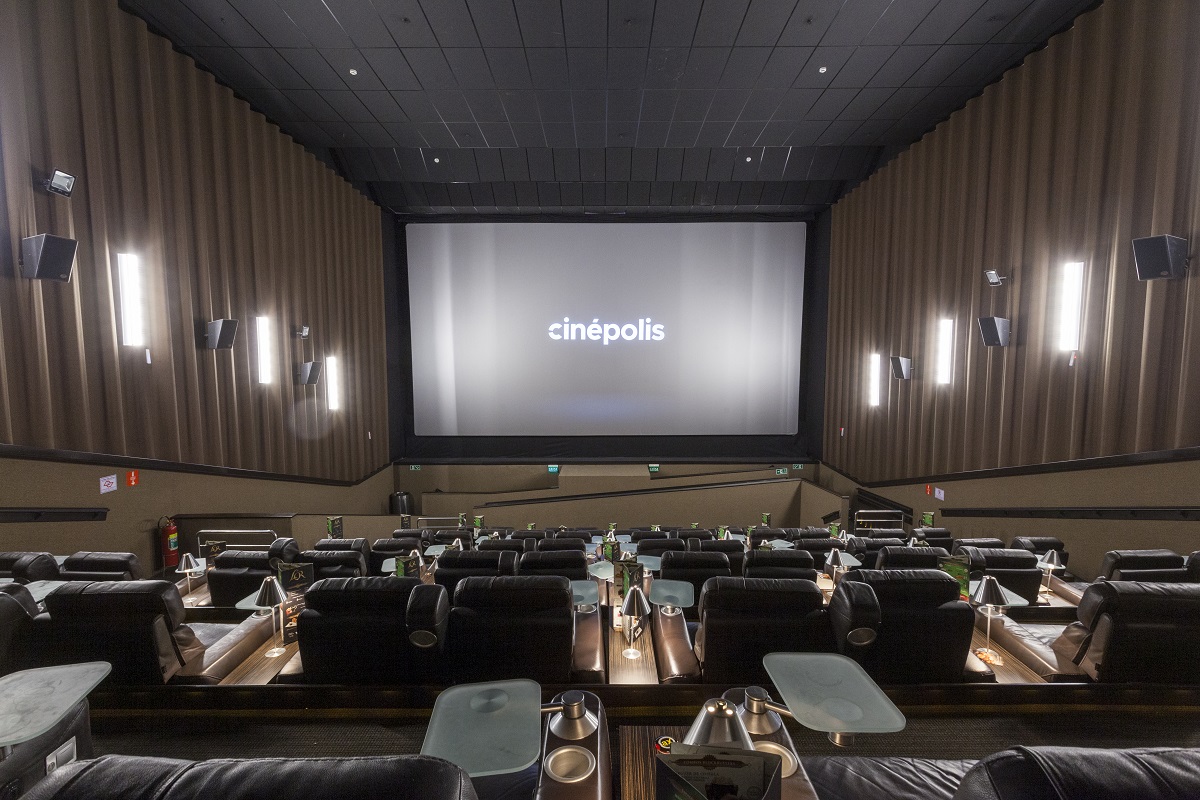 Cinema de Curitiba inaugura primeira sala especializada em filmes cult do Brasil