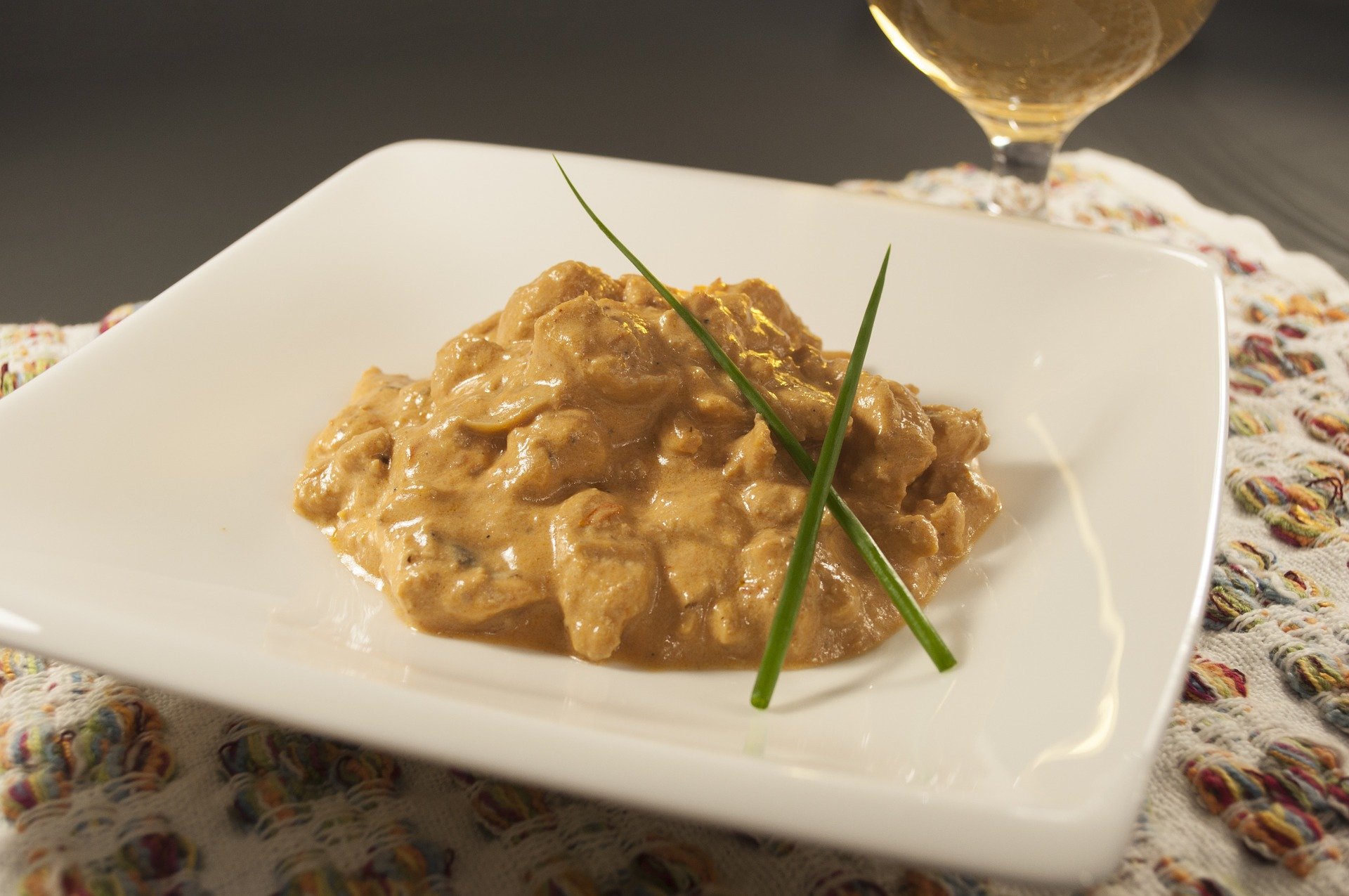 Saiba onde comer os melhores strogonoffs de Curitiba (com desconto!)