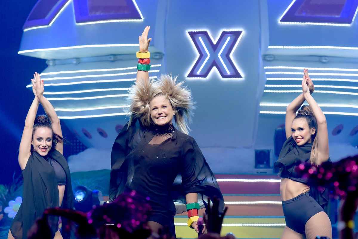 Xuxa em Curitiba: “É muita emoção das pessoas ao verem a nave aterrissar no palco”