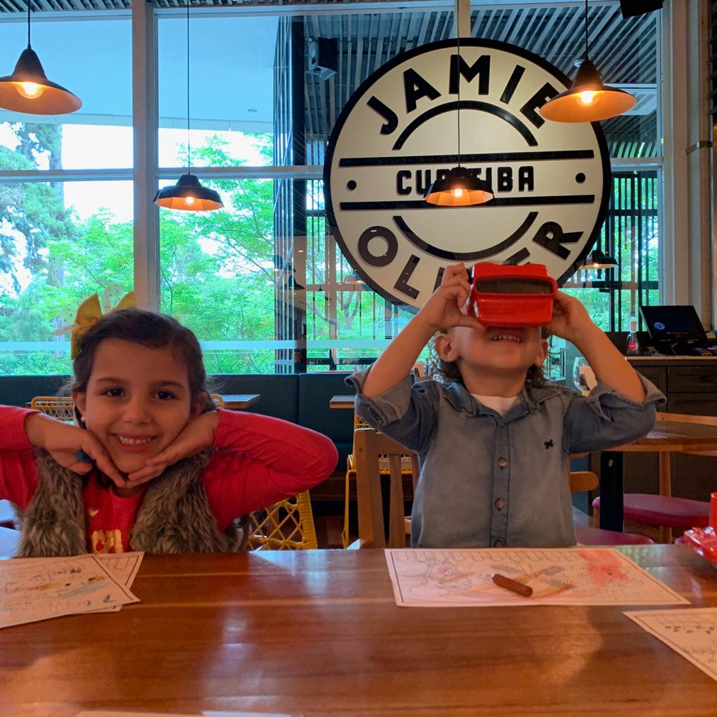 Jamie’s Italian tem binóculo de sabores para crianças escolherem pratos