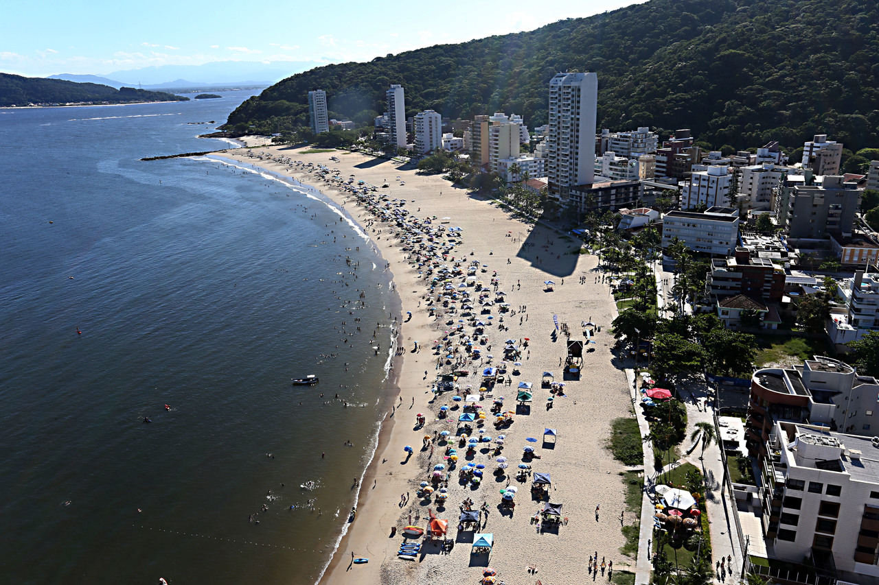 Férias? Como curtir o litoral do Paraná com desconto