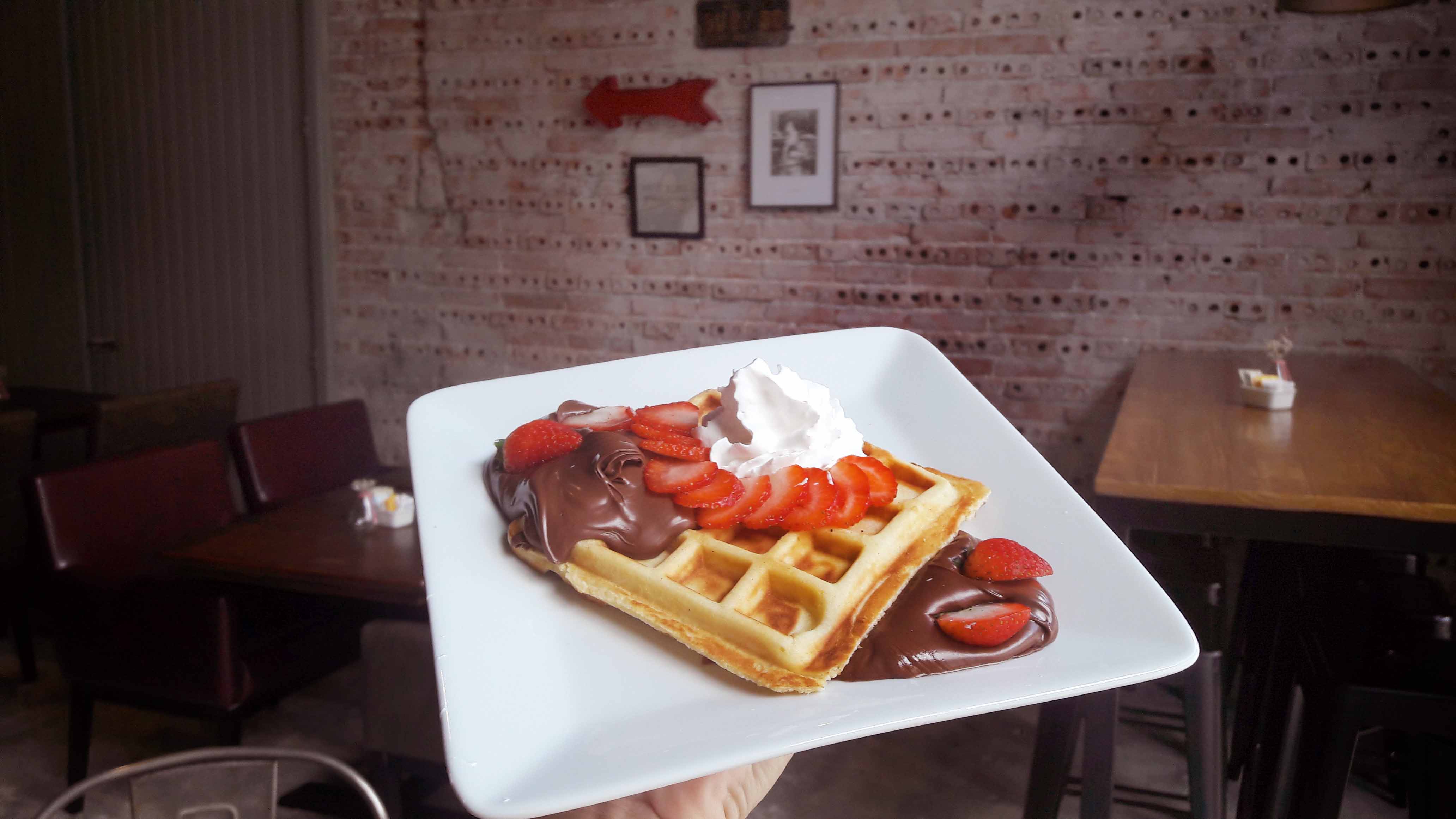 Onde comer waffles com desconto do Clube