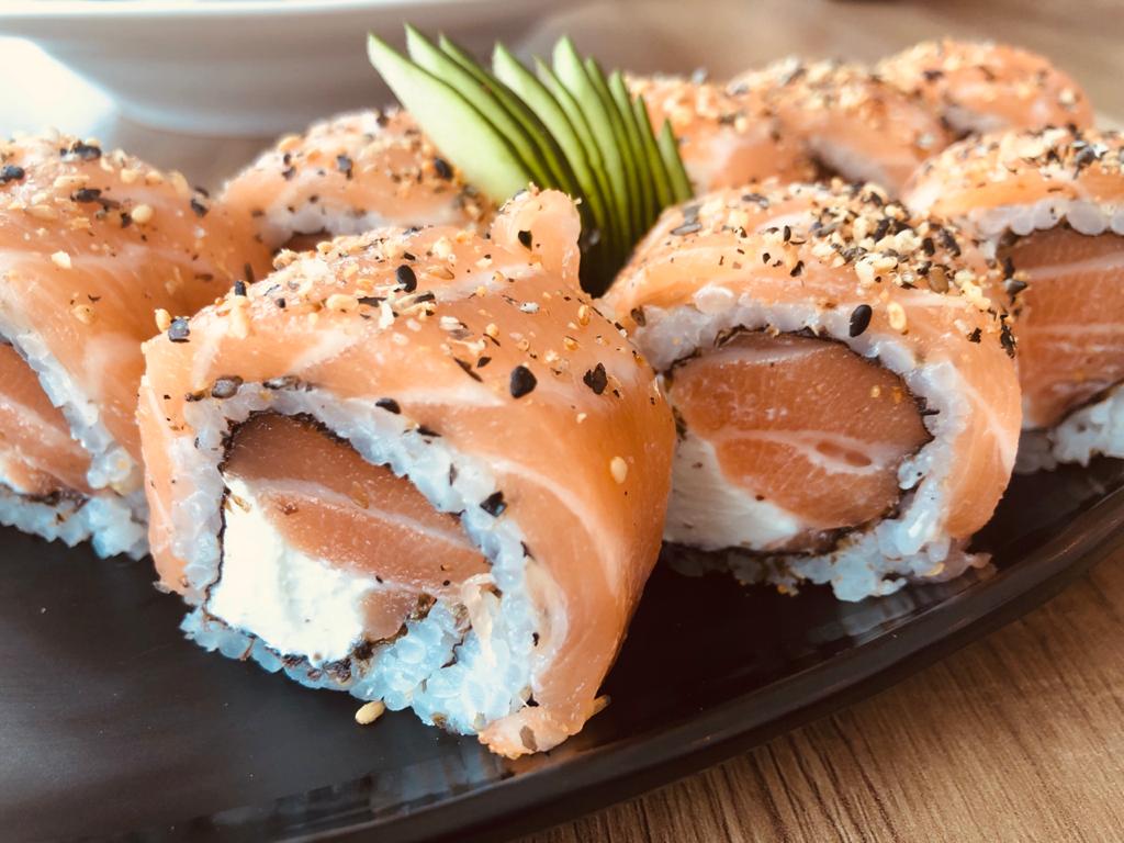 Sushiaki comemora um ano da nova loja e aumenta o desconto para assinantes do Clube